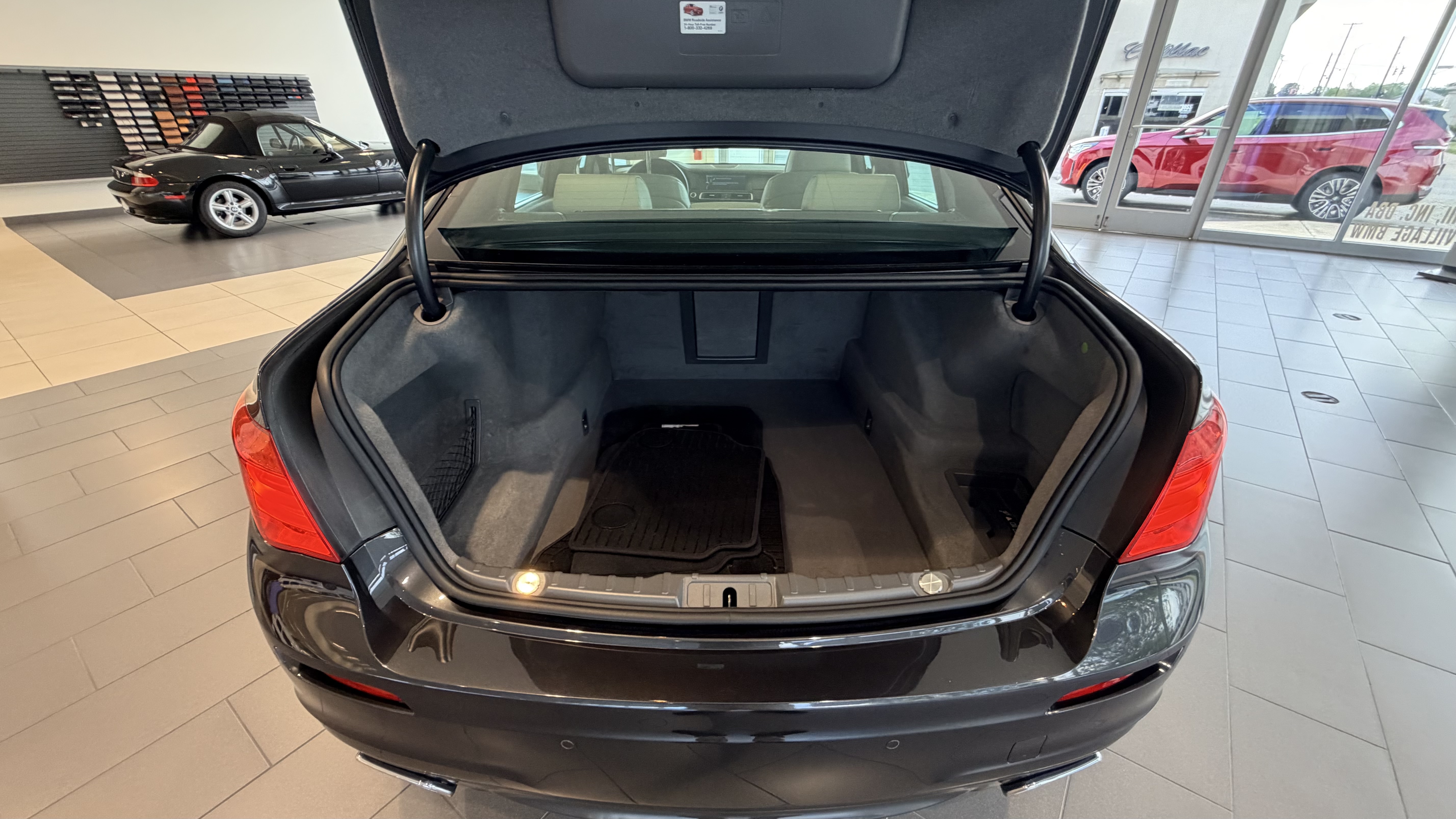 Used 2012 GRAY BMW 750i image 51