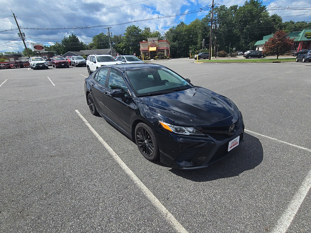 Midnight Black Metallic 2020 Toyota Camry Sedan Front-Wheel Drive 8-Speed Automatic