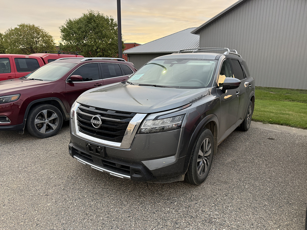 2024 Nissan Pathfinder SL 4WD