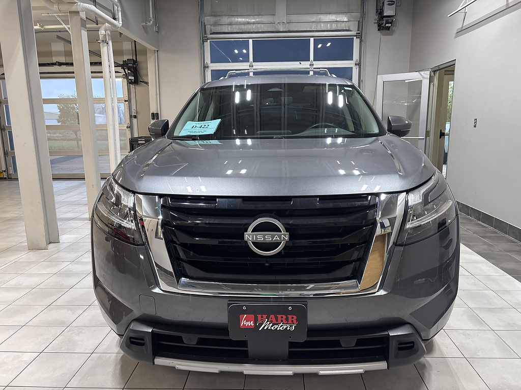 2024 Nissan Pathfinder SL 4WD