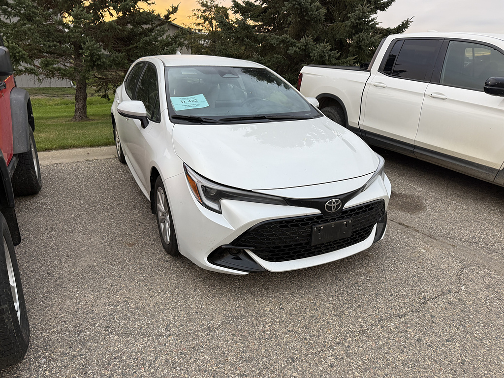 2024 Toyota Corolla Hatchback SE FWD