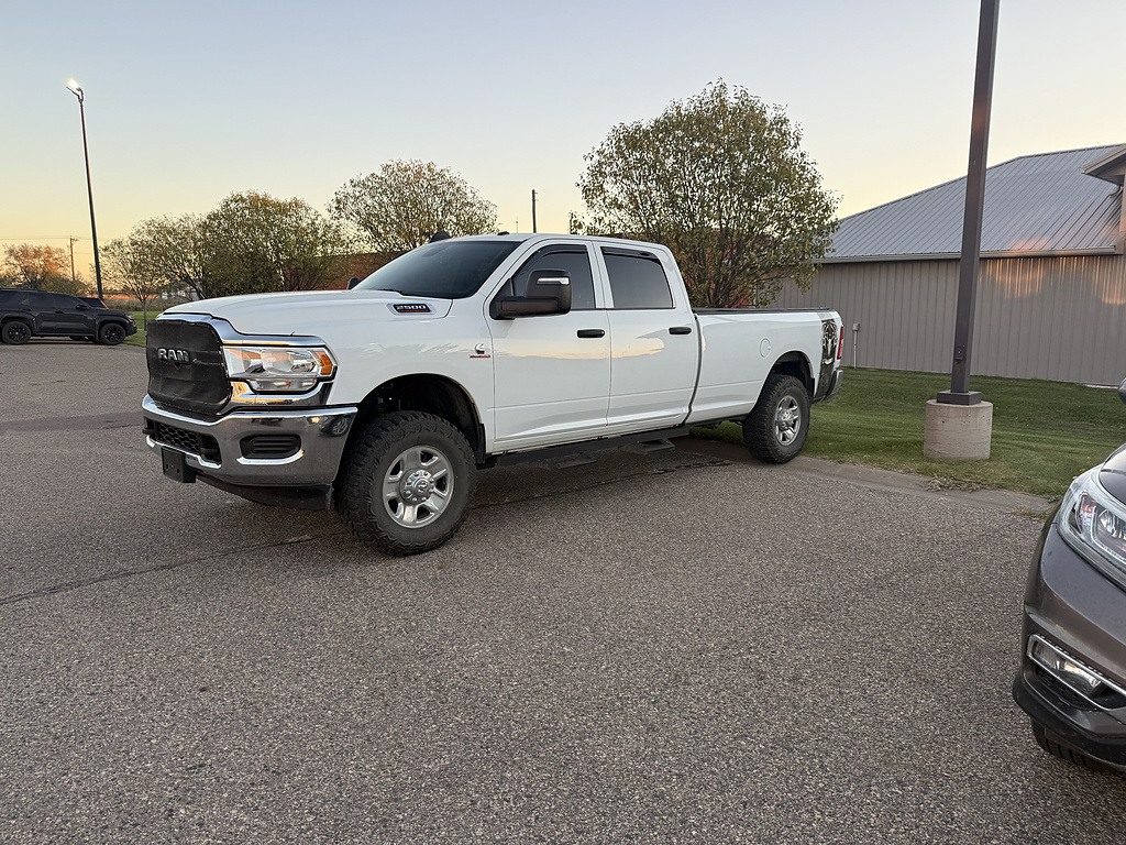2024 RAM 2500 Tradesman Crew Cab LB 4WD