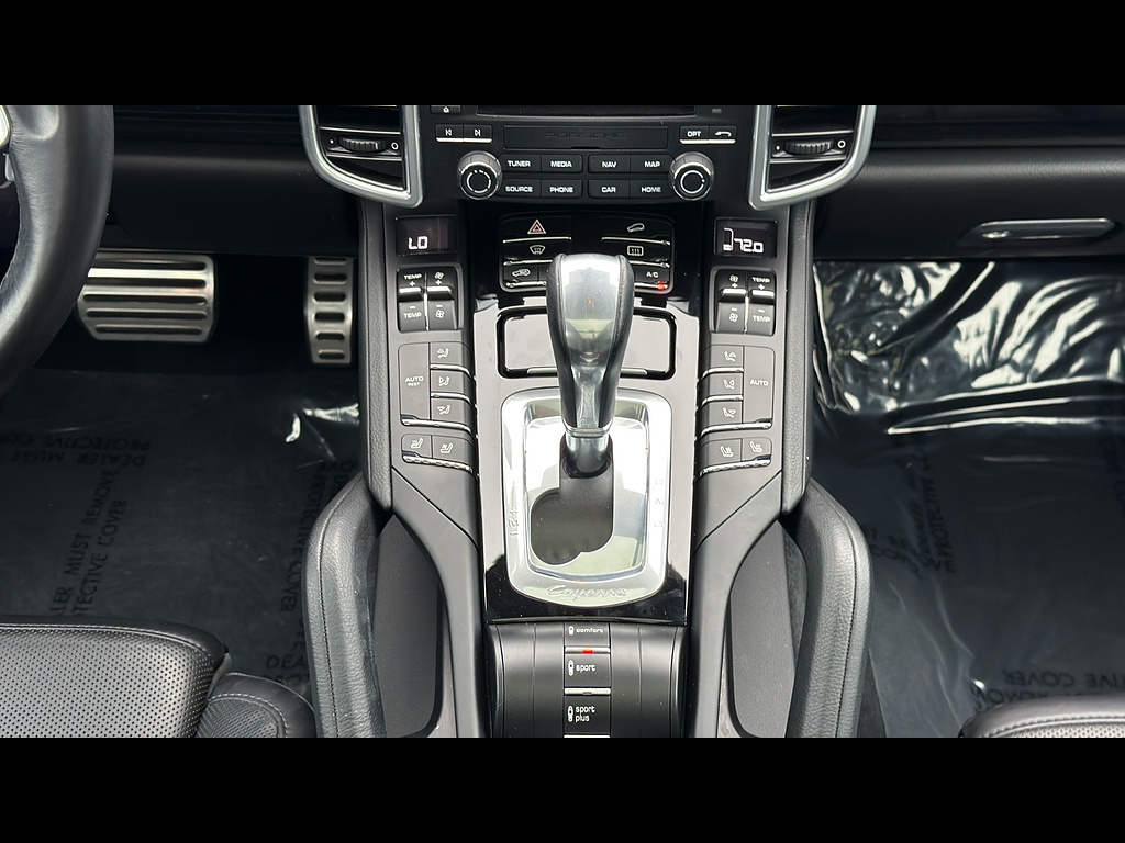 2018 Porsche Cayenne S E-Hybrid - Photo 17
