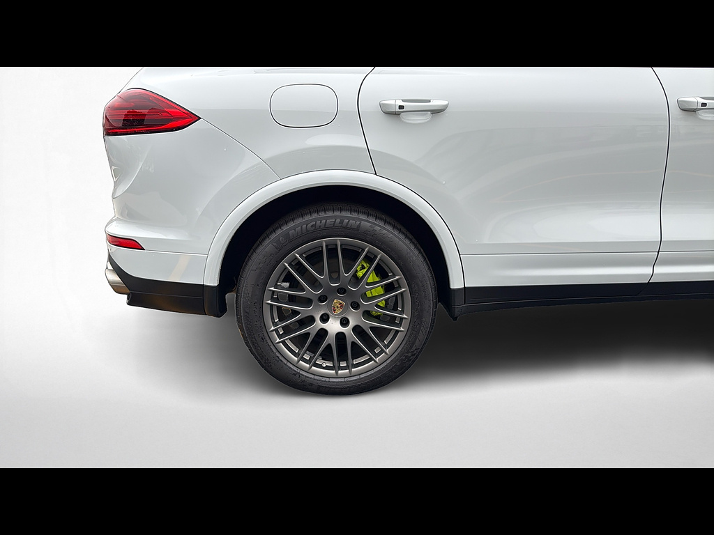 2018 Porsche Cayenne S E-Hybrid - Photo 40