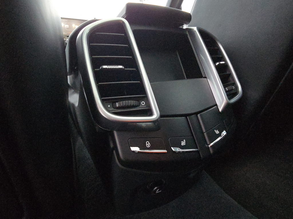 2018 Porsche Cayenne S E-Hybrid - Photo 69