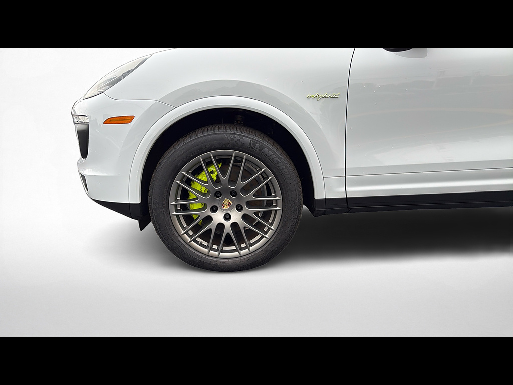 2018 Porsche Cayenne S E-Hybrid - Photo 38