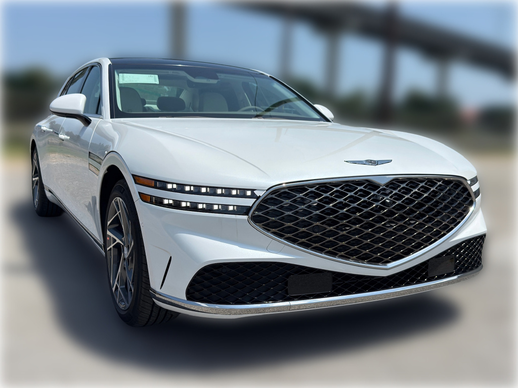 Uyuni White Pearl 2026 Genesis G90 Sedan All-Wheel Drive 8-Speed Automatic