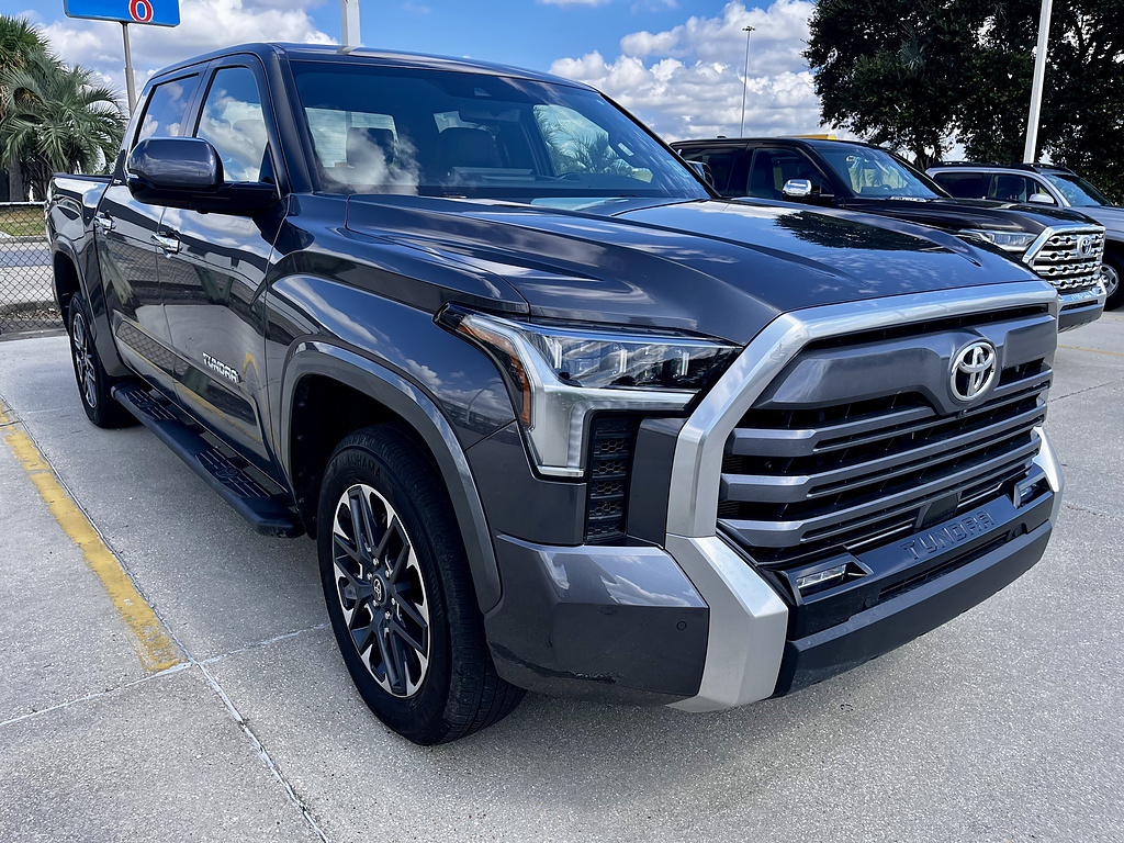2025 Toyota Tundra Limited CrewMax Cab 4WD
