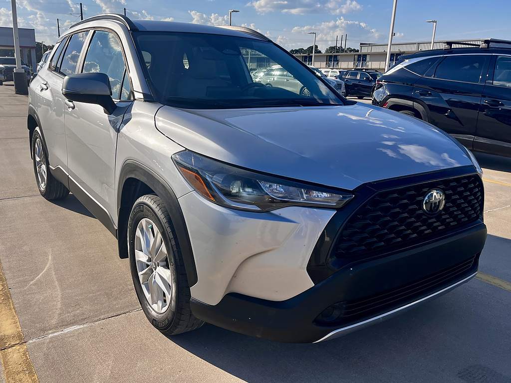 2023 Toyota Corolla Cross LE FWD