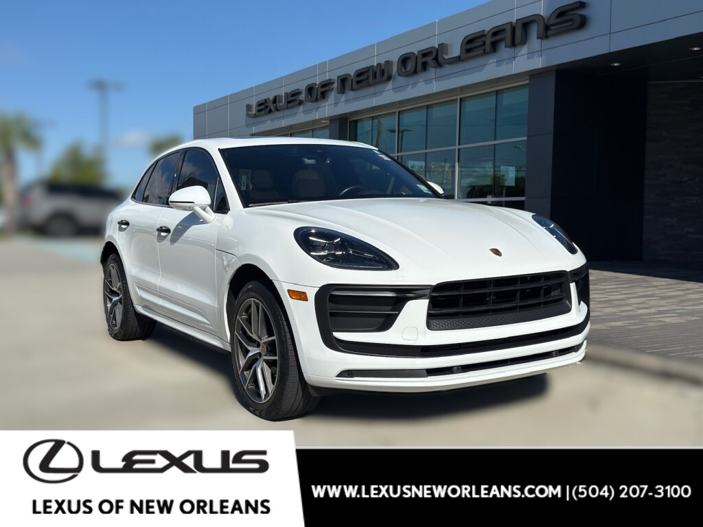 White 2022 Porsche Macan SUV / Crossover All-Wheel Drive 7-Speed Automatic