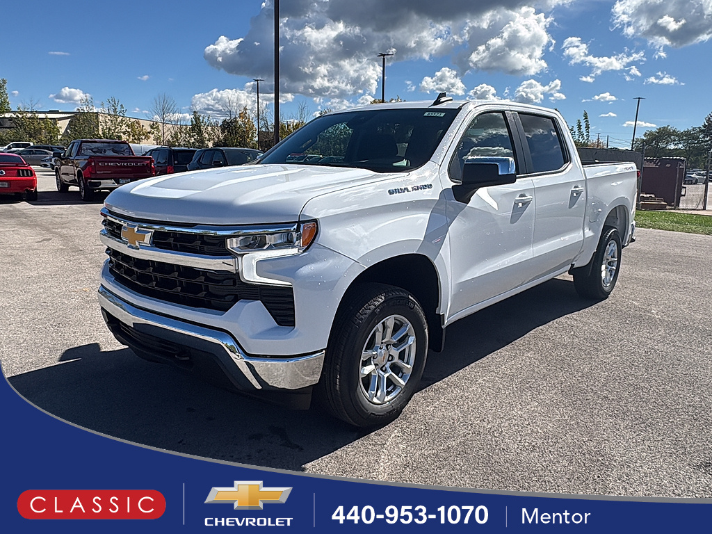 Summit White 2026 Chevrolet Silverado 1500 Pickup Truck Four-Wheel Drive Automatic