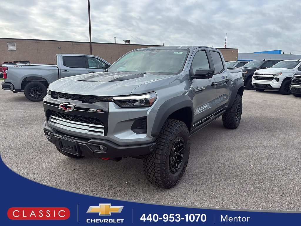 Sterling Gray Metallic 2026 Chevrolet Colorado Pickup Truck Four-Wheel Drive 8-Speed Automatic