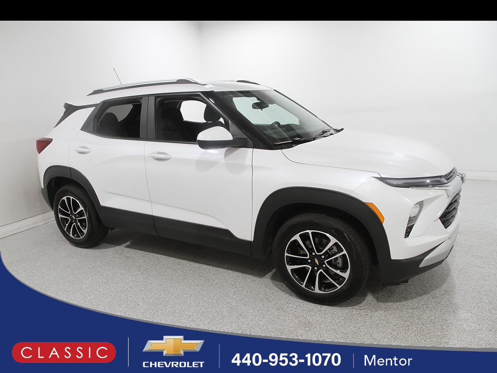 Summit White 2024 Chevrolet Trailblazer SUV / Crossover Front-Wheel Drive Continuously Variable Transmission