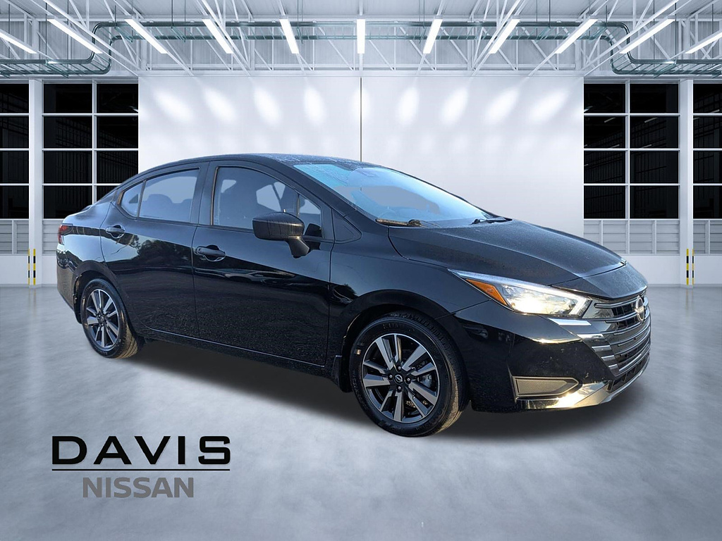 Super Black 2025 Nissan Versa Sedan Front-Wheel Drive Continuously Variable Transmission