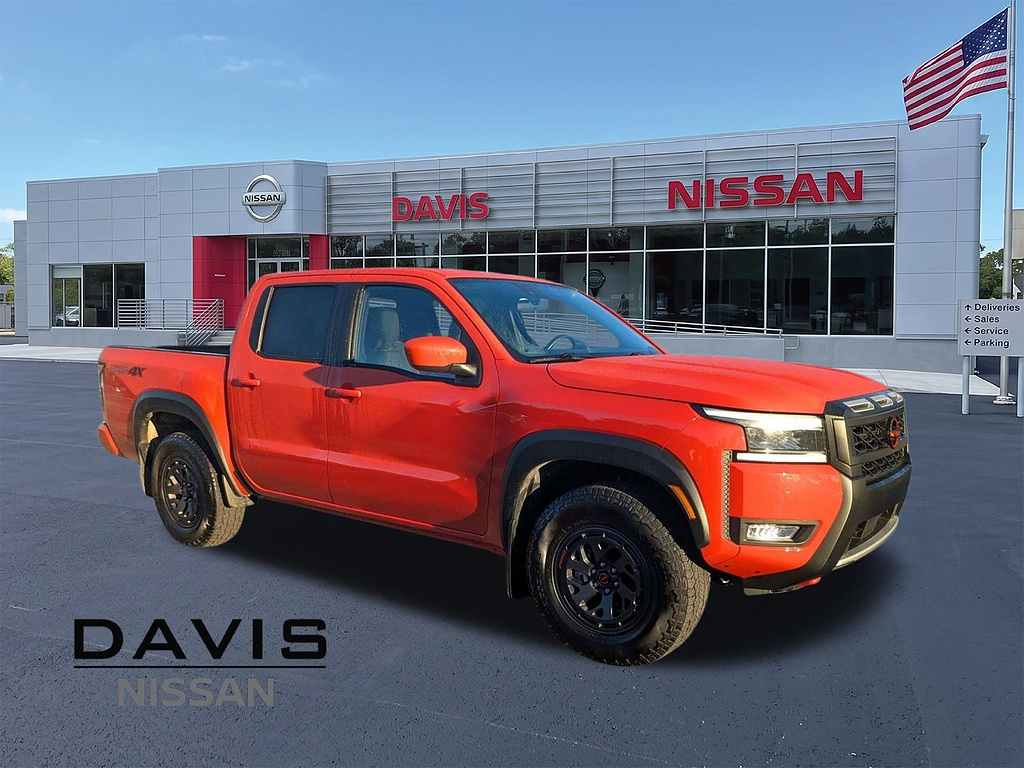 2025 Nissan Frontier PRO-4X Crew Cab 4WD