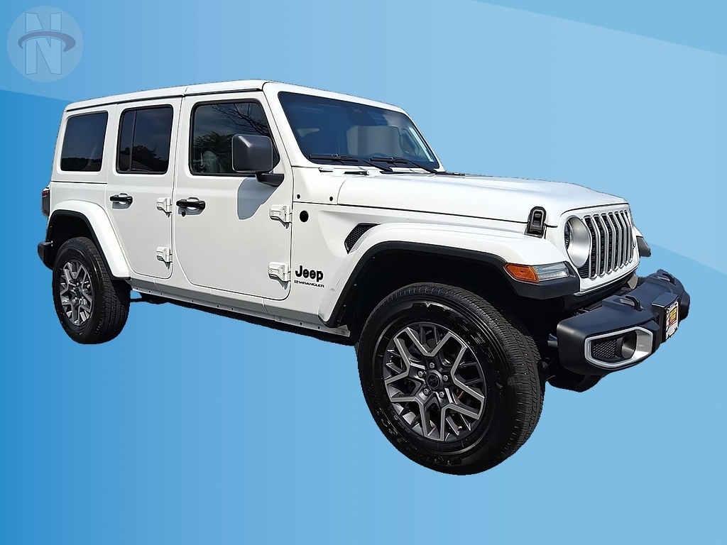 2025 Jeep Wrangler Sahara comparison vehicle