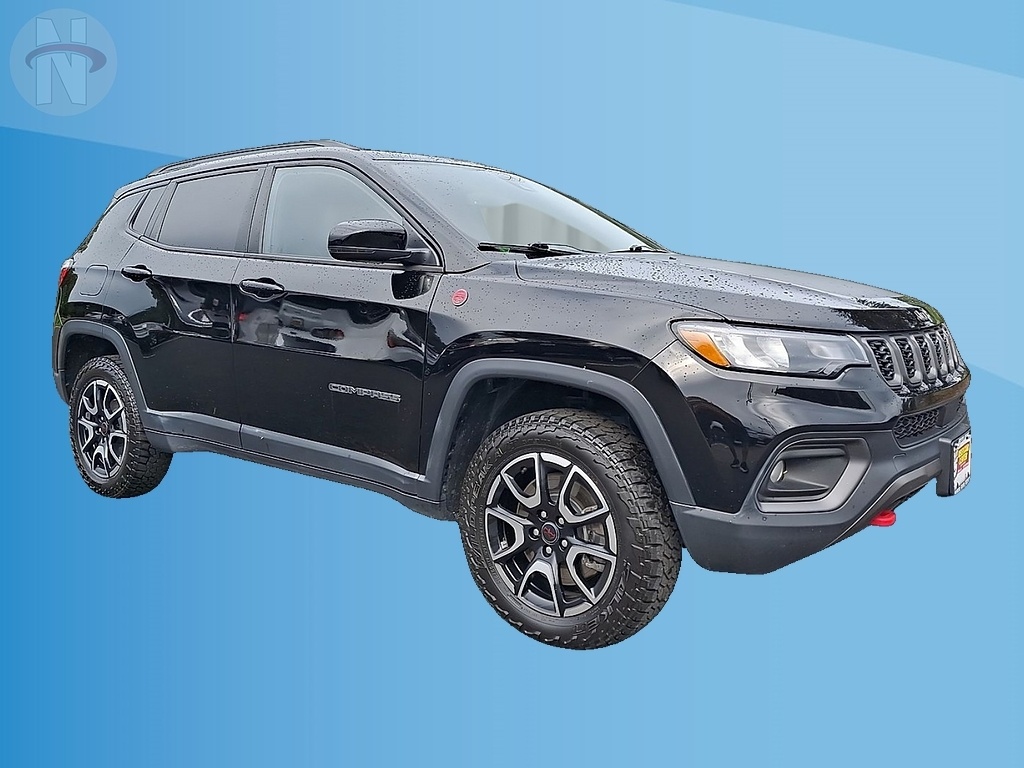 2025 Jeep Compass Trailhawk comparison vehicle