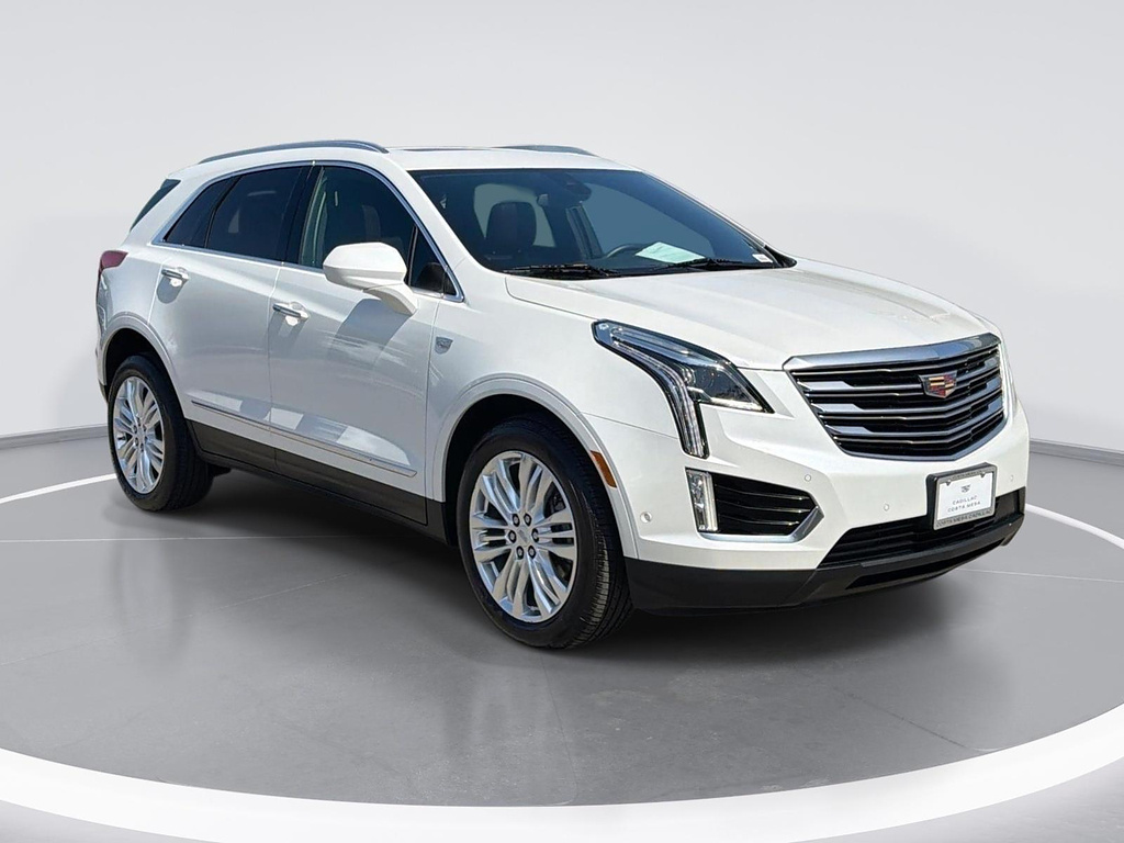 Crystal White Tricoat 2017 Cadillac XT5 SUV / Crossover Front-Wheel Drive 8-Speed Automatic