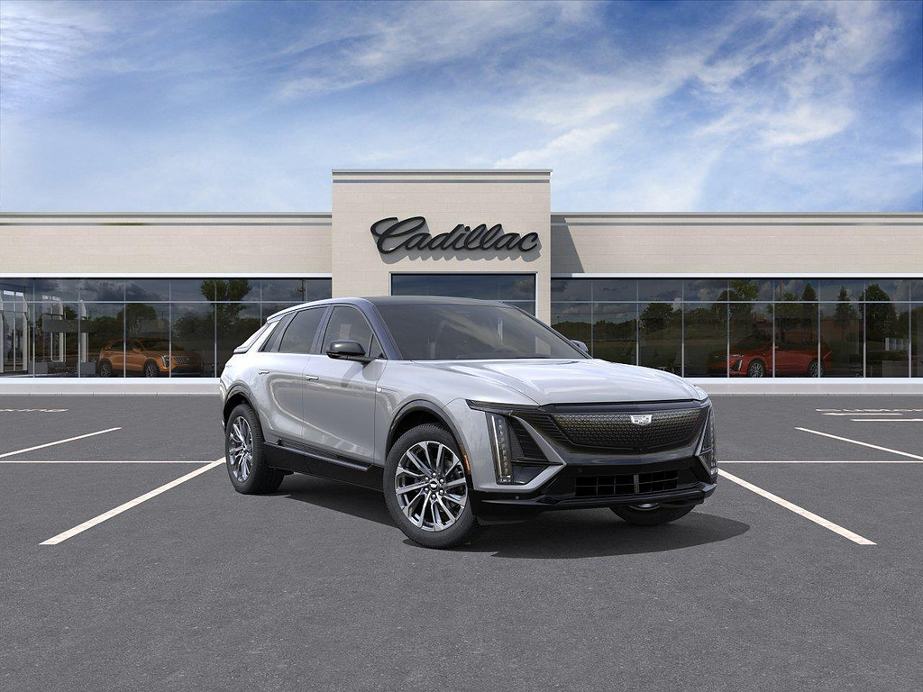 Argent Silver Metallic 2027 Cadillac LYRIQ SUV / Crossover Rear-Wheel Drive 1-Speed Dual Clutch
