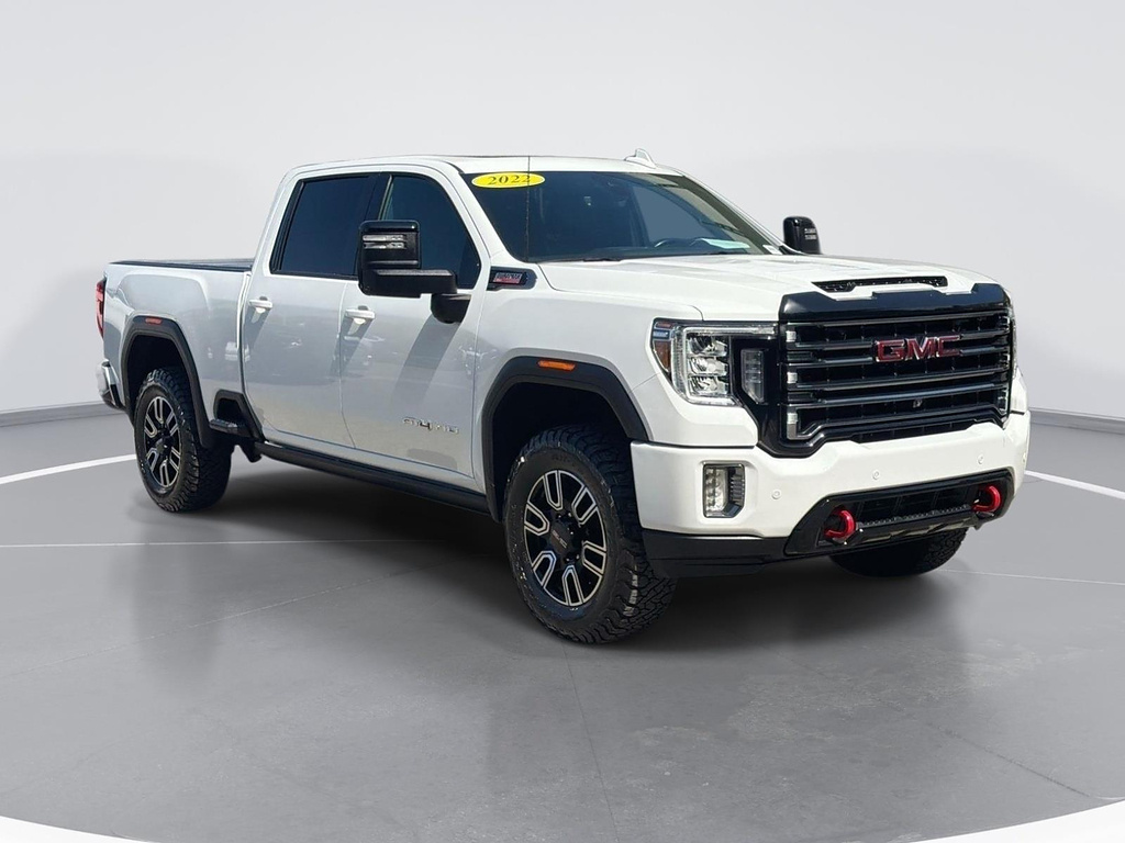 Summit White 2022 GMC Sierra 2500HD Pickup Truck Four-Wheel Drive Automatic