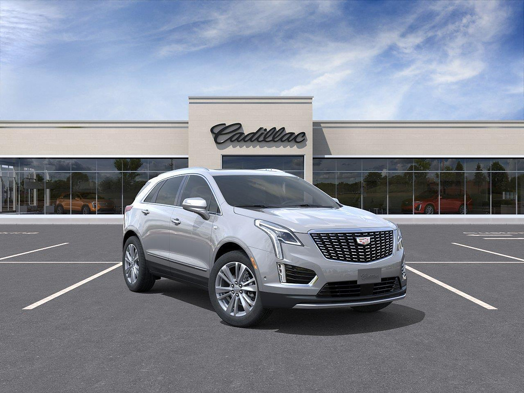 Argent Silver Metallic 2026 Cadillac XT5 SUV / Crossover Front-Wheel Drive 9-Speed Automatic