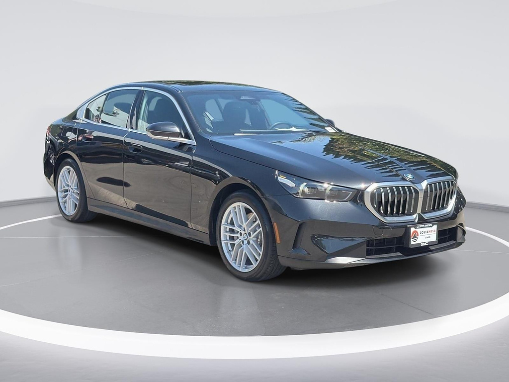 Black Sapphire Metallic 2025 BMW 5 Series Sedan Rear-Wheel Drive 8-Speed Automatic