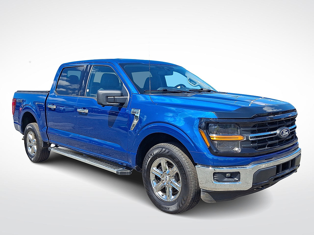 2024 Ford F-150 XLT comparison vehicle