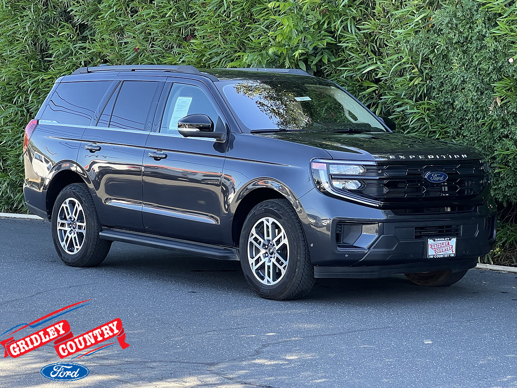 2025 Ford Expedition Active 4WD