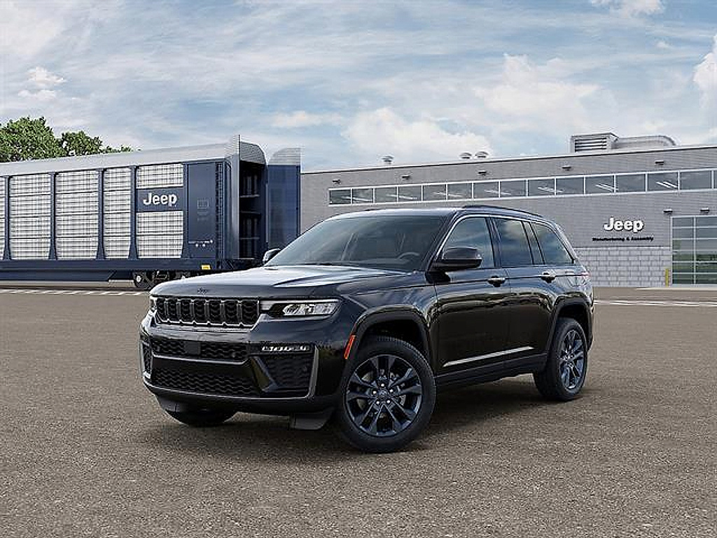 2026 Jeep Grand Cherokee 85th Anniversay Edition 4×4 comparison vehicle