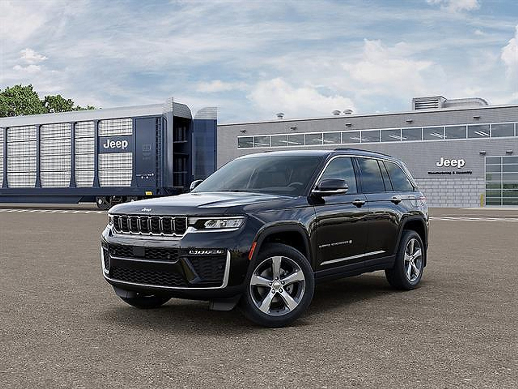 2026 Jeep Grand Cherokee Limited 4×4 comparison vehicle