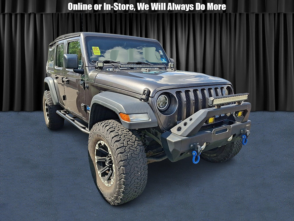 Gray 2018 Jeep Wrangler SUV / Crossover Four-Wheel Drive 8-Speed Automatic
