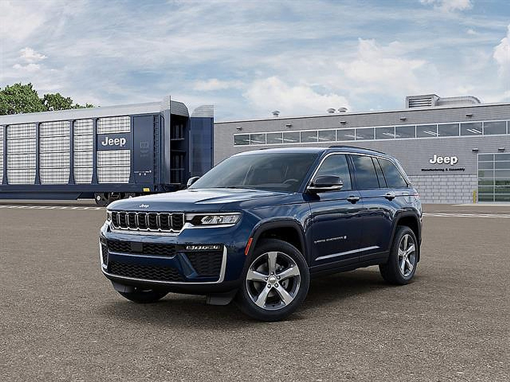2026 Jeep Grand Cherokee Limited 4×4 comparison vehicle