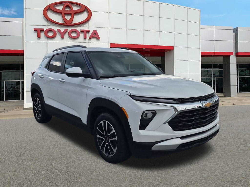 Summit White 2025 Chevrolet Trailblazer SUV / Crossover Front-Wheel Drive Continuously Variable Transmission
