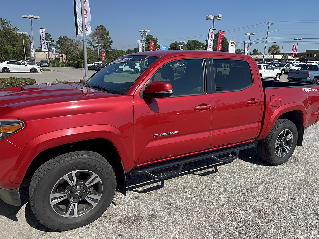 Barcelona Red Metallic 2017 Toyota Tacoma Pickup Truck 4X2 6-Speed Automatic
