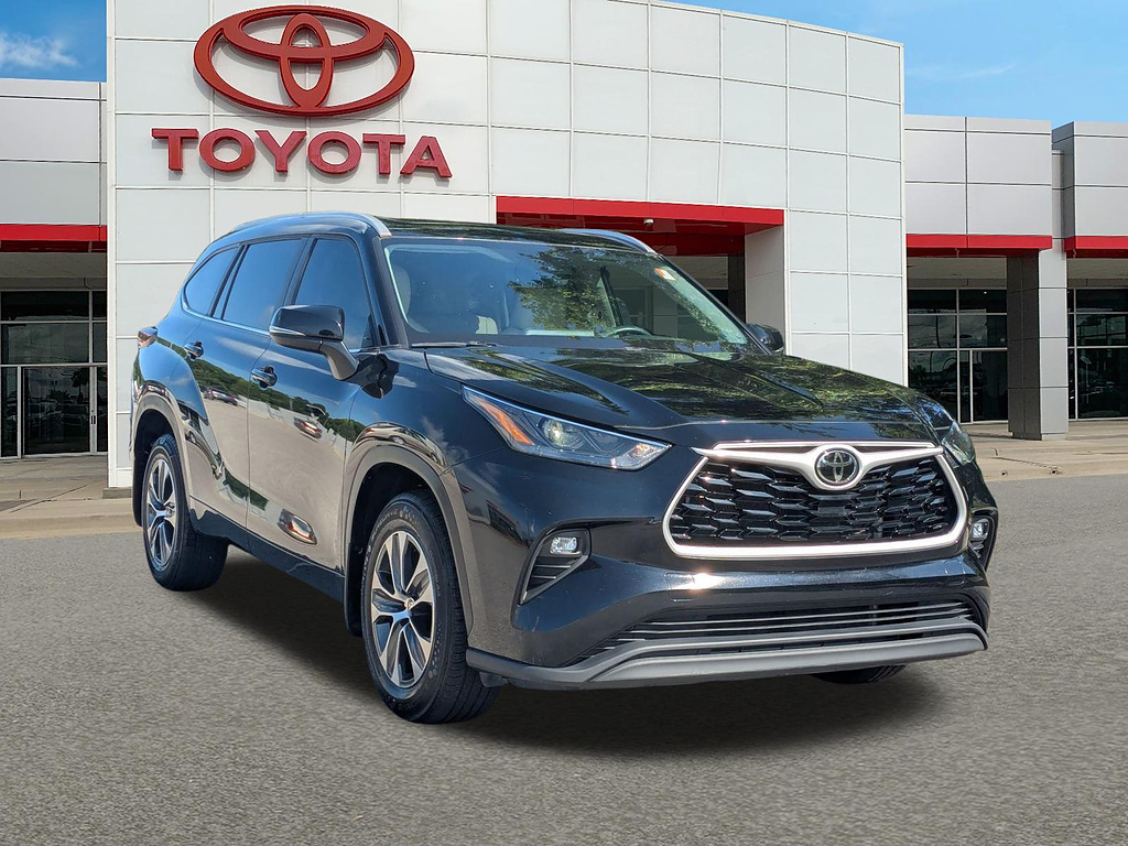Midnight Black Metallic 2024 Toyota Highlander SUV / Crossover All-Wheel Drive 8-Speed Automatic