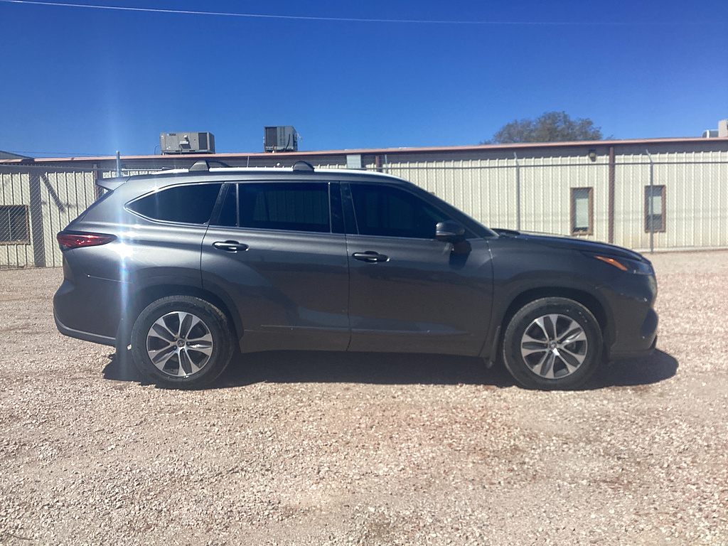 Used 2022 Toyota Highlander SUV