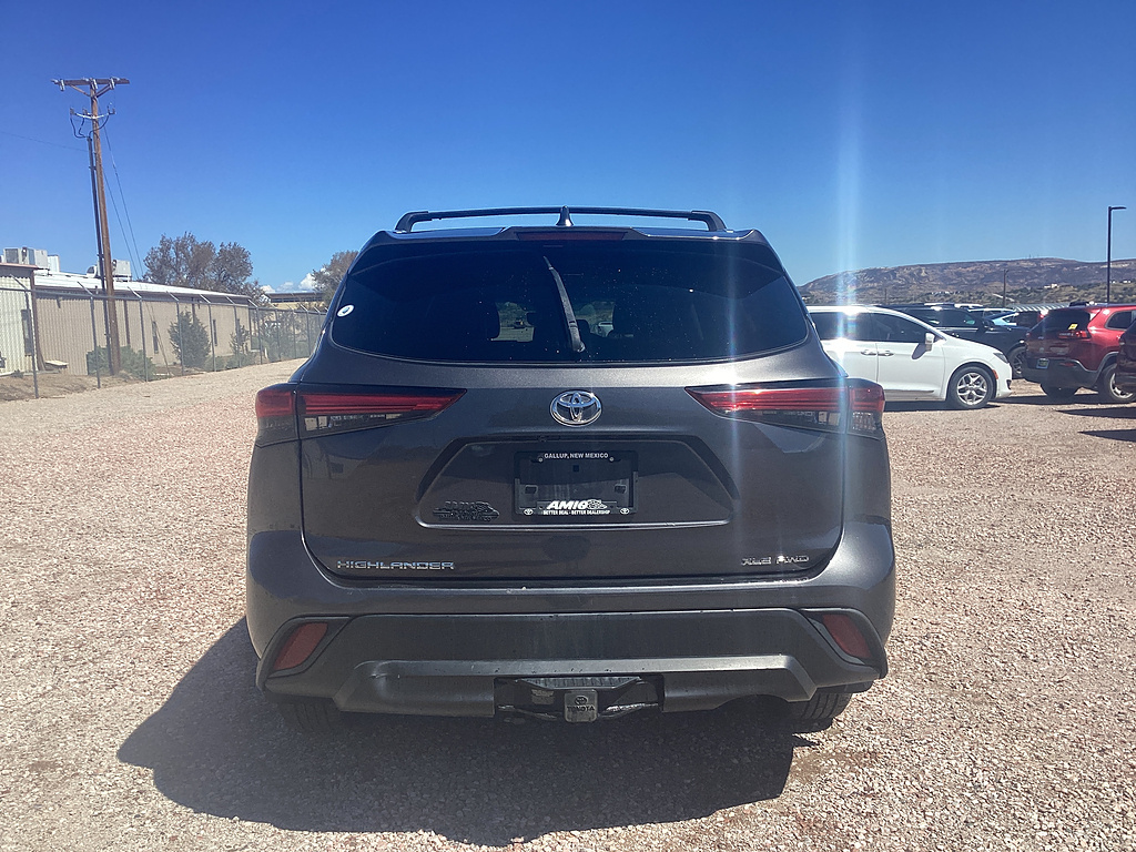 Used 2022 Toyota Highlander SUV