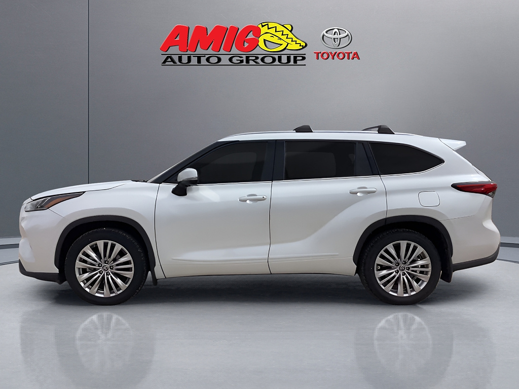 Used 2023 Toyota Highlander SUV