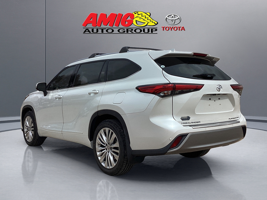 Used 2023 Toyota Highlander SUV