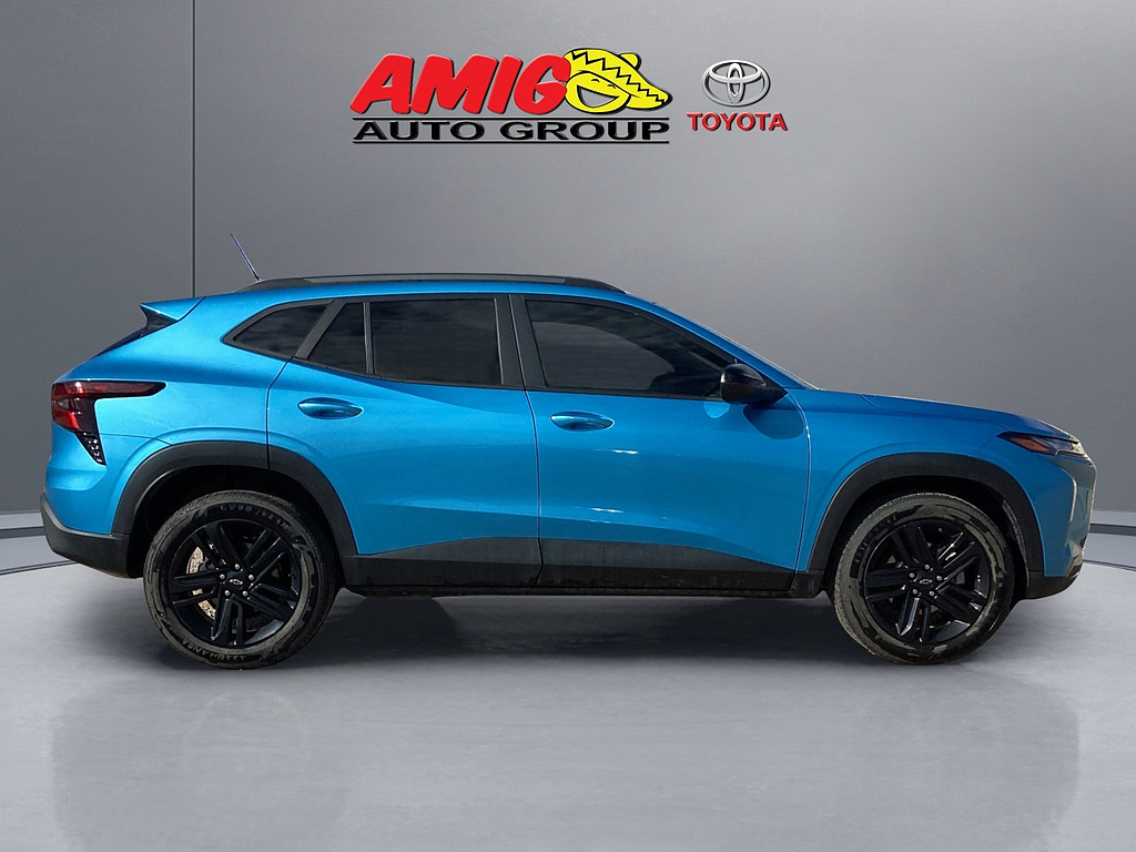 Used 2025 Chevrolet Trax SUV
