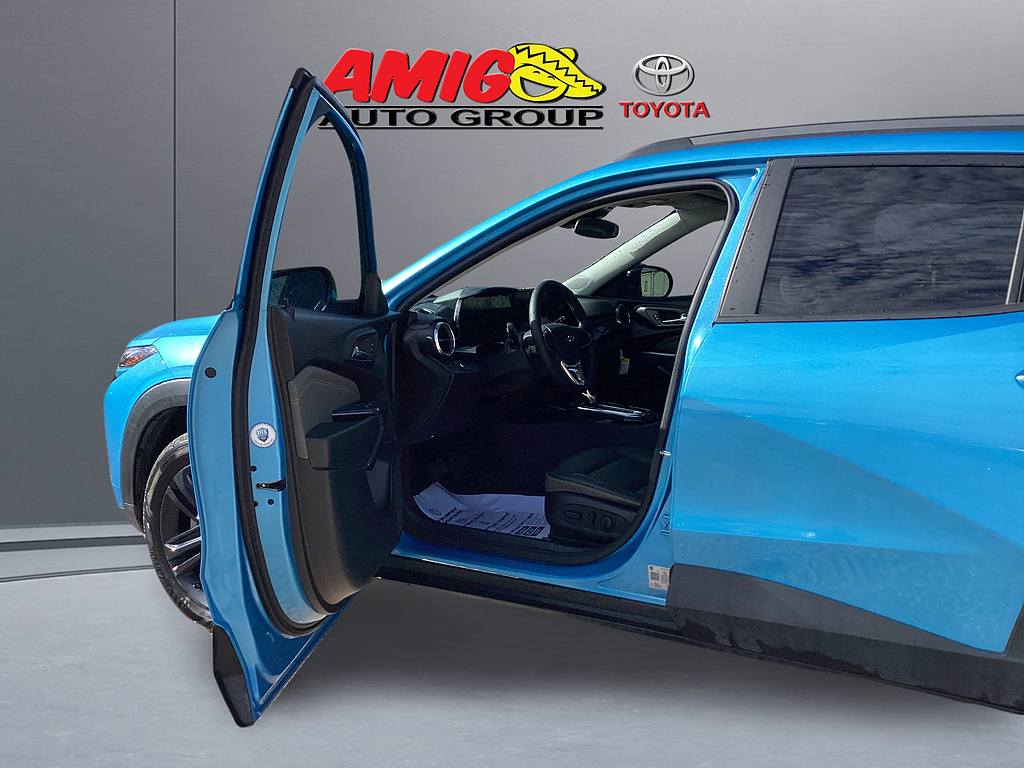 Used 2025 Chevrolet Trax SUV