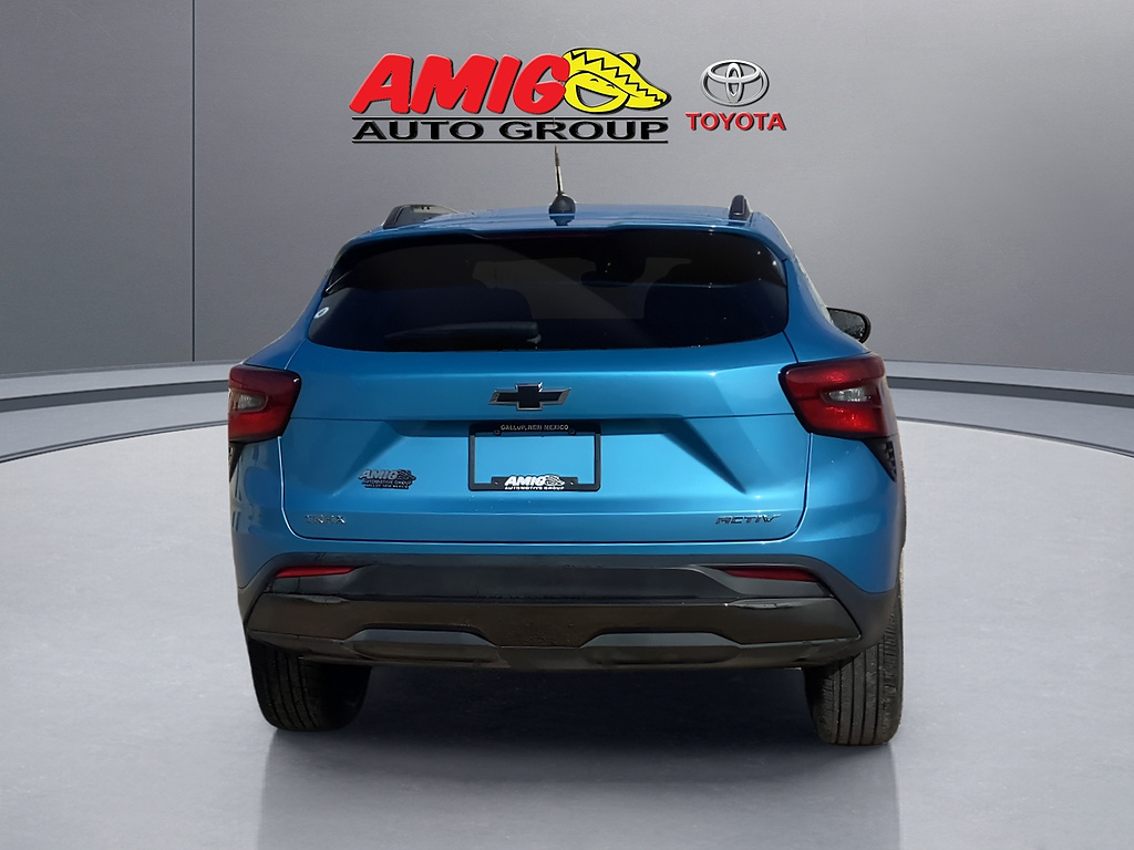 Used 2025 Chevrolet Trax SUV