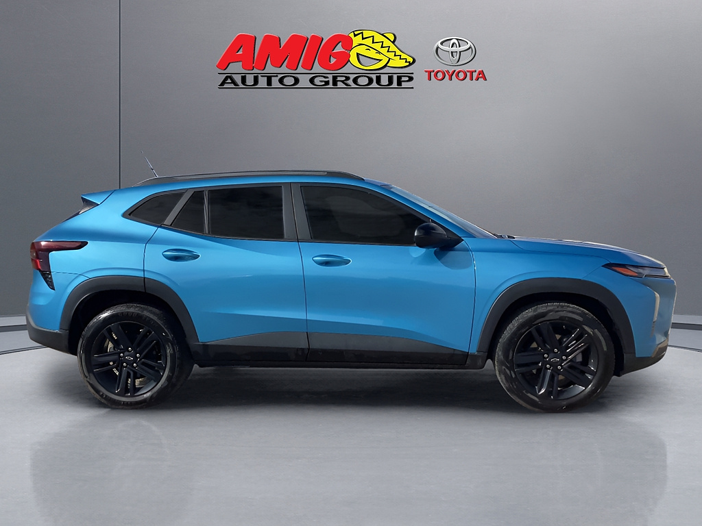 Used 2025 Chevrolet Trax SUV