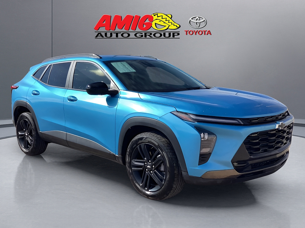 Used 2025 Chevrolet Trax SUV