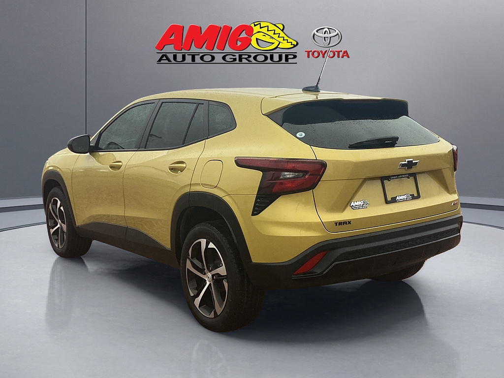 Used 2024 Chevrolet Trax SUV