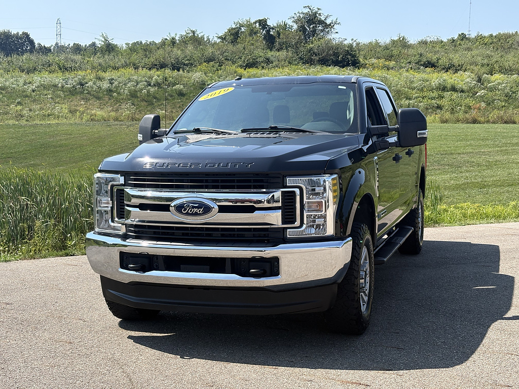 2019 Ford F-250 Super Duty XLT Crew Cab 4WD