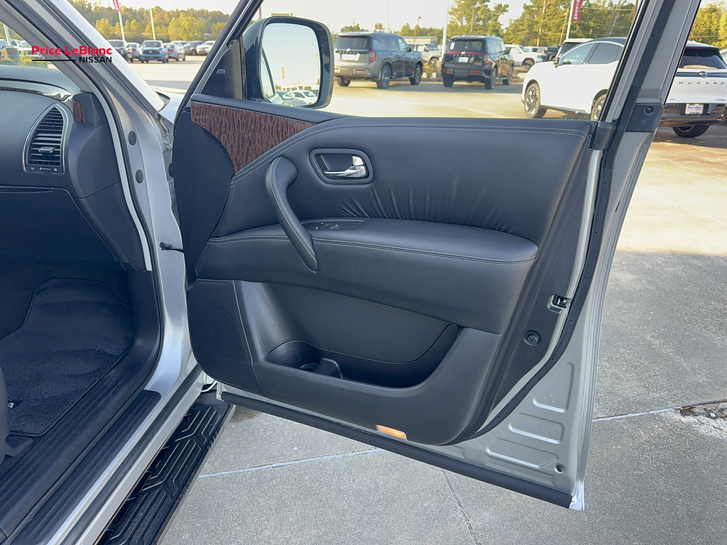 2019 Nissan Armada photo 10 of 27