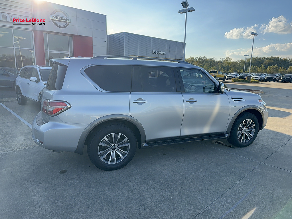 2019 Nissan Armada photo 7 of 27