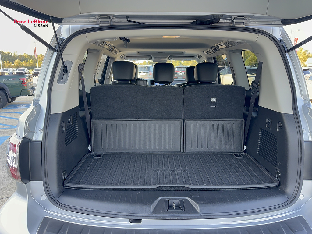 2019 Nissan Armada photo 17 of 27