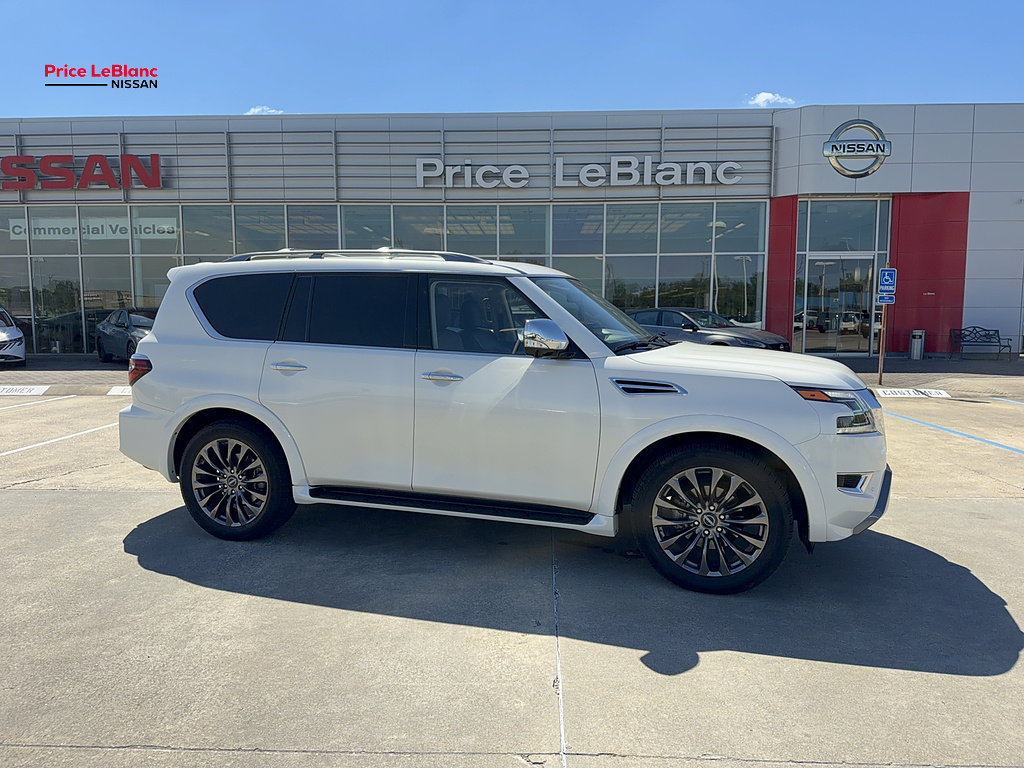 2024 Nissan Armada photo 2 of 12
